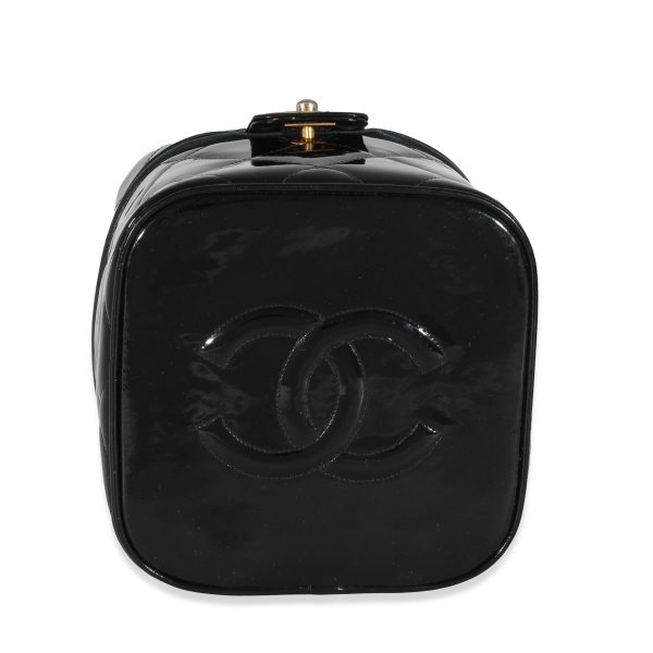 130524 stamp Chanel Vintage 24K Black Patent CC Vanity Case