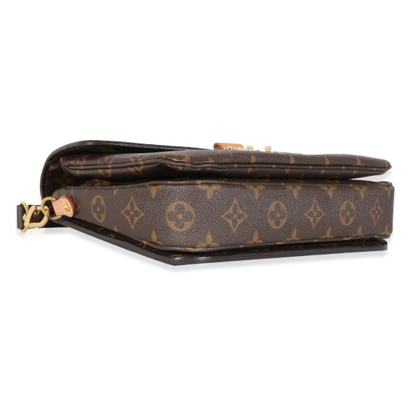 130747 clasp Louis Vuitton Monogram Canvas Pochette Metis