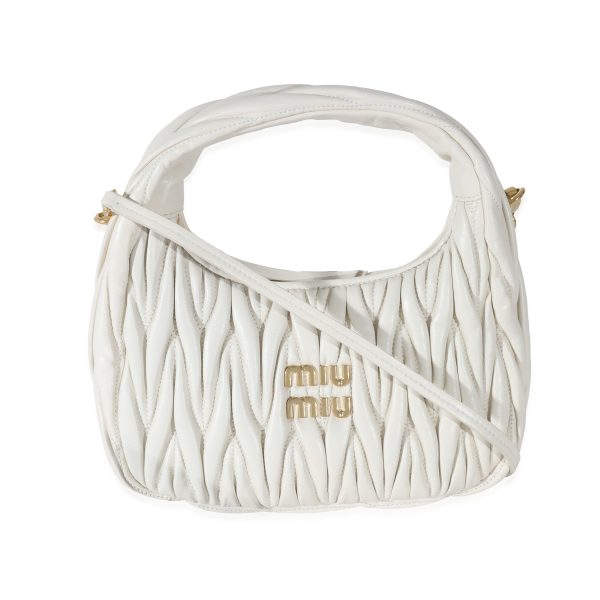 131288 fv d6d9787b fdf8 4ba4 8e1f 00ca587046c1 Miu Miu White Nappa Matelassé Mini Wander Hobo