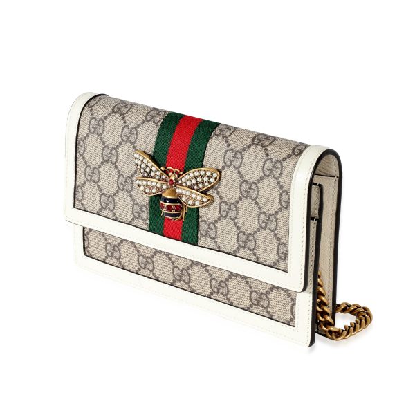 131348 sv d56f12bb e674 468b 9240 cc6158ff75ef Gucci Beige GG Supreme Canvas Web Queen Margaret Chain Wallet