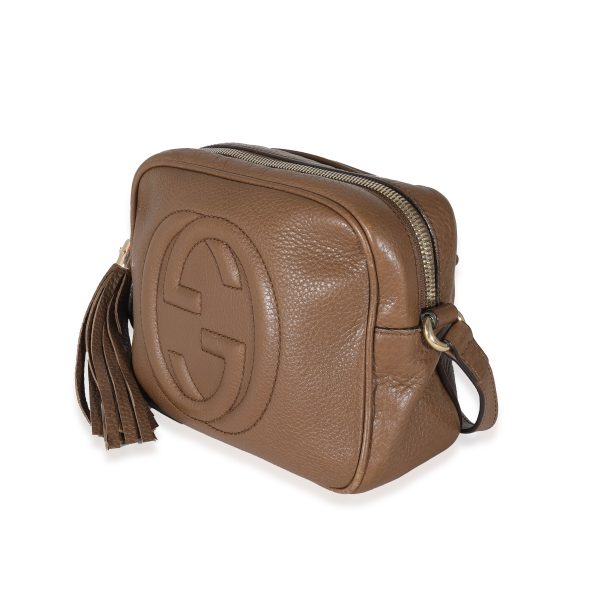 131552 sv 1dbf9bd2 878d 46b1 bc8c 08ccca2d6622 Gucci Brown Pebbled Leather Soho Disco Bag