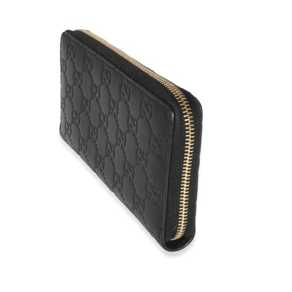 131664 sv Gucci Black Guccissima Embossed Leather Zip Around Wallet