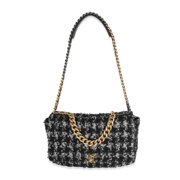 131735 bv Chanel Black White Metallic Houndstooth Tweed Chanel 19 Maxi Flap Bag