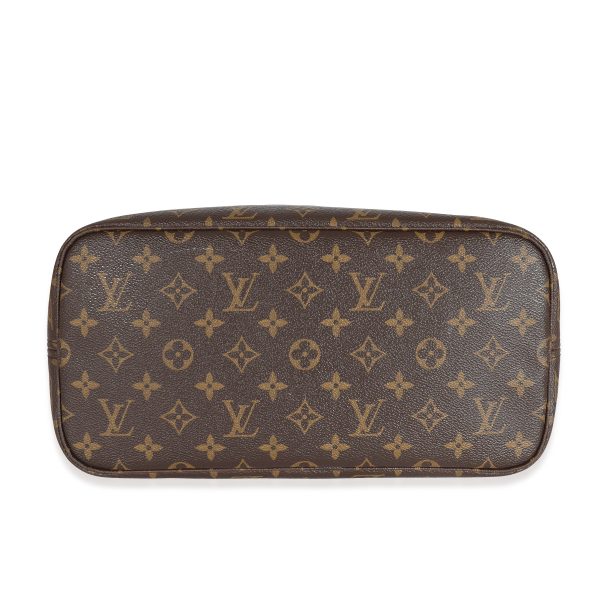 131842 stamp 9ff6f4a7 48f6 4a5f 8651 17d0cf0ac501 Louis Vuitton Monogram Canvas Neverfull MM