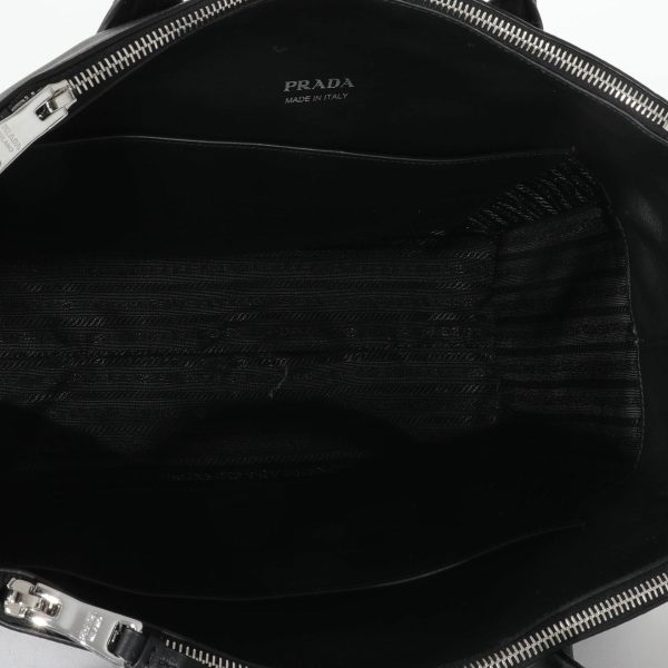 132142 ad2 77b44edb e9c7 4cbc ae87 710bebab050d Prada Black Leather Grace Lux Concept Tote