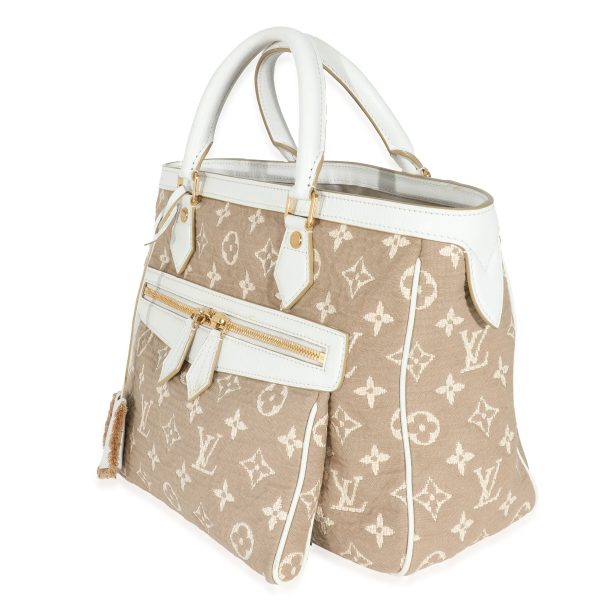 132149 sv Louis Vuitton Blanc Monogram Jacquard Sabbia Cabas MM