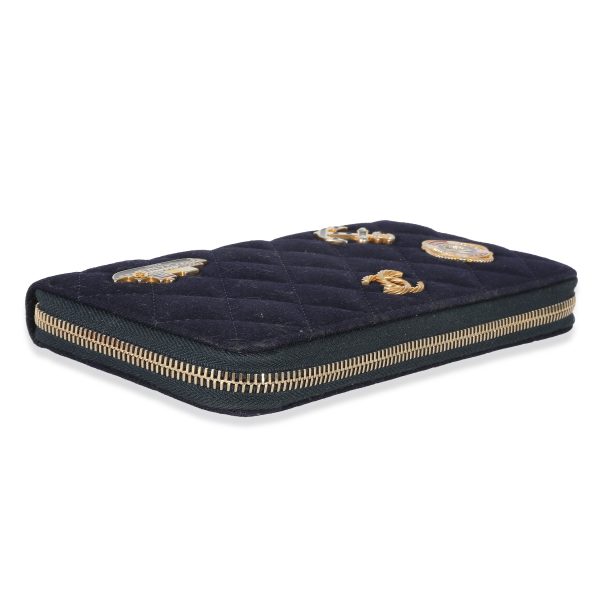 132411 clasp Chanel 18A Navy Fabric Charming Long Continental Zip Wallet