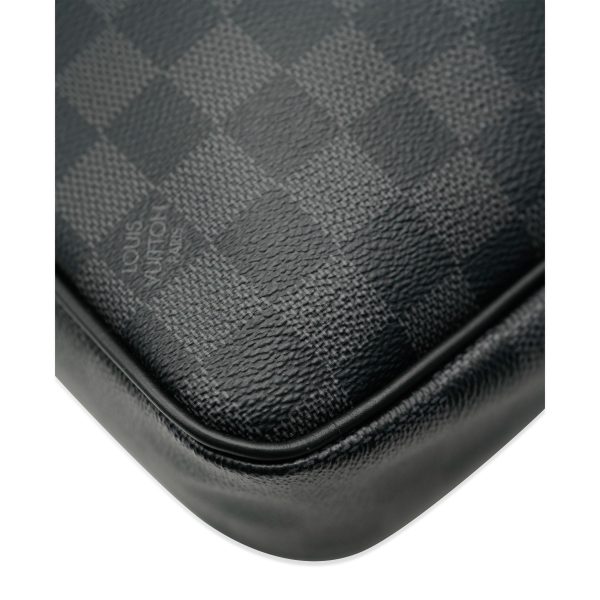 132442 av Louis Vuitton Damier Graphite Canvas Porte Documents Voyage PM