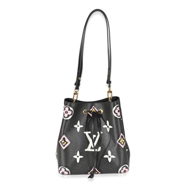 132631 av 5691d0fb e98c 47a9 8f6b 5579840a44e7 Louis Vuitton Black Monogram Giant Wild At Heart Canvas NéoNoé MM