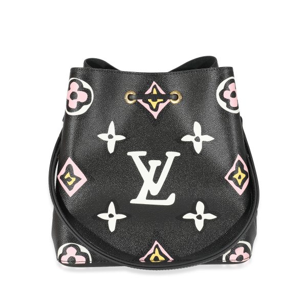 132631 bv 9c36976a 3045 4e15 ba0a 4c25d6547e96 Louis Vuitton Black Monogram Giant Wild At Heart Canvas NéoNoé MM