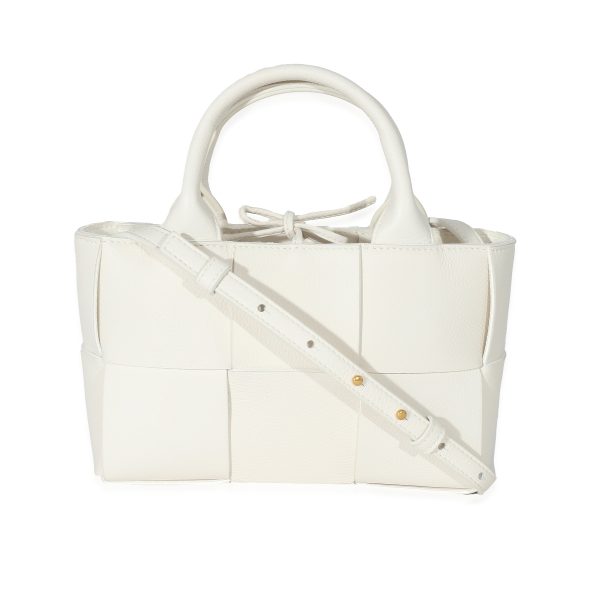 133090 fv Bottega Veneta White Grained Intrecciato Candy Arco Tote