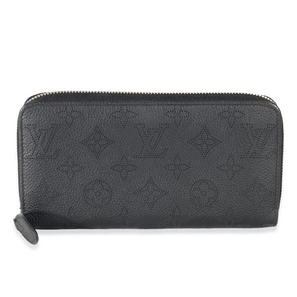 133212 fv Louis Vuitton Black Mahina Zippy Wallet