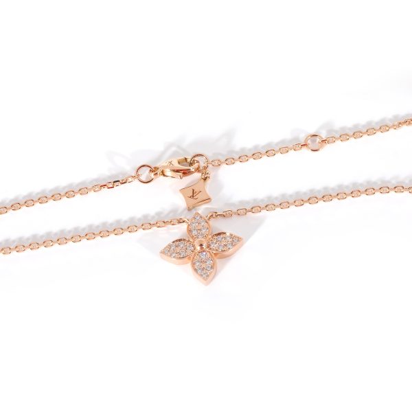 133397 clasp Louis Vuitton Idylle Blossom Necklace in 18K Rose Gold 02 CTW