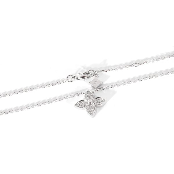 133399 clasp 7a0d4373 464c 4b1c 9e01 1a69b8e1c7e3 Louis Vuitton Idylle Blossom Necklace in 18k White Gold 02 CTW