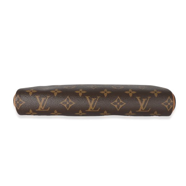 133738 clasp c8dfdc3b be05 411b a69d 400fd1ec1859 Louis Vuitton Monogram Canvas Eva Clutch