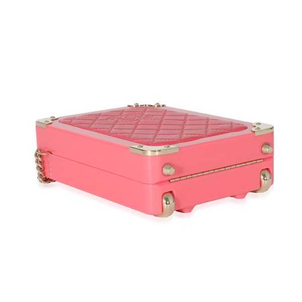 133892 stamp 7063ee62 15ca 4a9c 96e8 3b603535c8d3 Chanel Pink Plexi Lambskin Evening In The Air CC Trolley Minaudière Clutch