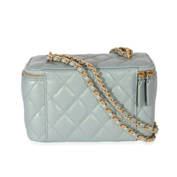 134034 clasp Chanel Metallic Green Lambskin Quilted Small CC Dynasty Vanity Case With Chain