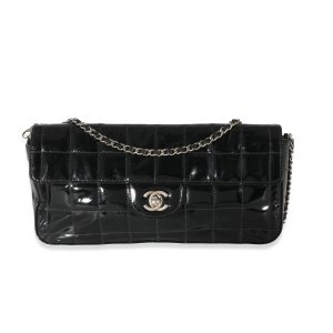 134045 fv 8e19e240 d54e 4d32 bc27 cd8bbcf2f06b CHANEL Handbag Black