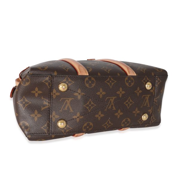 134057 clasp 1936fdef 459c 448d 8447 87f0613507a9 Louis Vuitton Monogram Canvas Soufflot BB