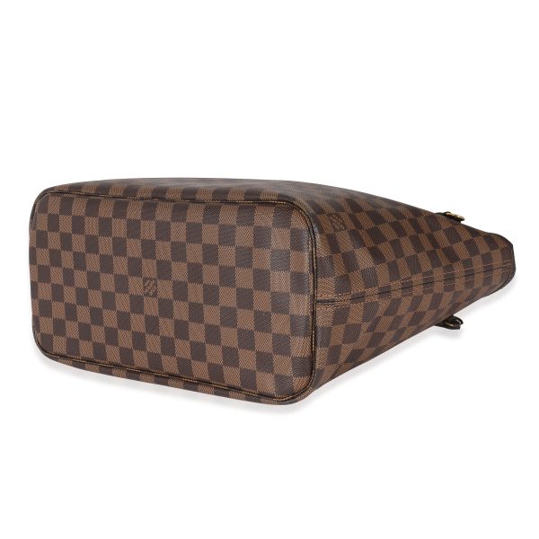 134262 clasp 98830bc4 dbc3 46ed b900 24f82790a6ad Louis Vuitton Damier Ebene Canvas Neverfull MM