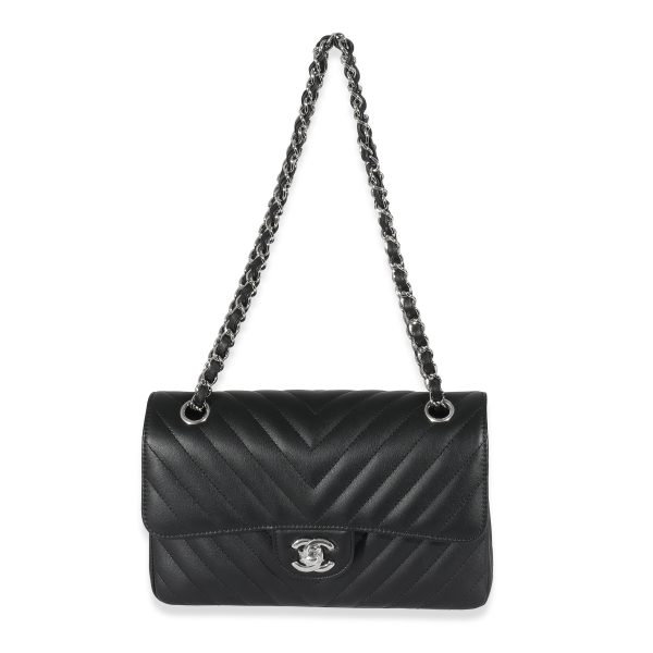 134466 av 9893474d 9405 4e13 bb31 52e1975d6242 Chanel 22C Black Chevron Calfskin Small Classic Double Flap Bag