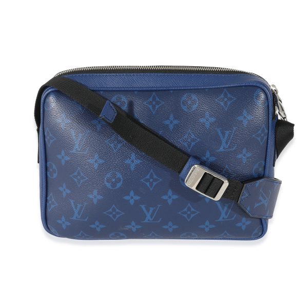 134659 clasp adf47d11 348a 4ff3 867c d498bc1e0875 Louis Vuitton Cobalt Taiga Monogram Outdoor Messenger