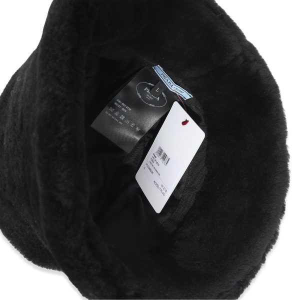 134833 box 41ae0dad 38ce 41c7 8340 44c43aa9a68a Prada Black Shearling Logo Bucket Hat L