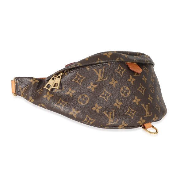 134907 clasp c784c0ed d2e2 4c6c a9a9 cfc5a8093d33 Louis Vuitton Monogram Canvas Bumbag