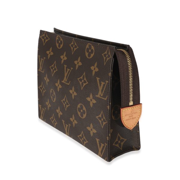 135416 sv e98506ad da29 4062 9525 055d680c4869 Louis Vuitton Monogram Canvas Toiletry 19