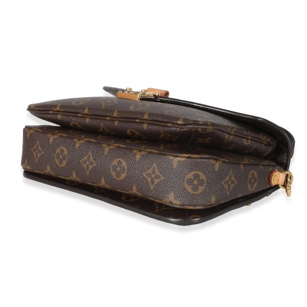 135474 stamp 29307ef0 72f5 4463 b611 6d5f795878e2 Louis Vuitton Monogram Canvas Pochette Metis