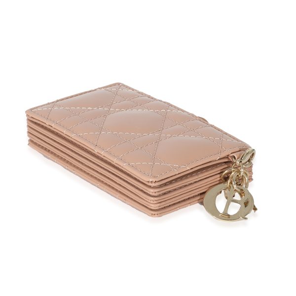 135803 clasp Christian Dior Rose Clair Patent Cannage Lady Dior Gusseted Card Holder