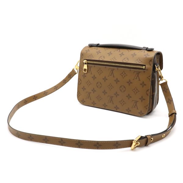 2 Louis Vuitton Monogram Reverse Pochette Metis MM