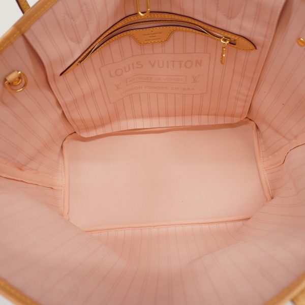 4 Louis Vuitton Rose Neverfull MM