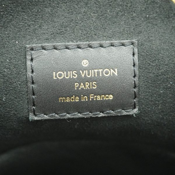 5 Louis Vuitton Rucksack Empreinte Montsouris PM Noir