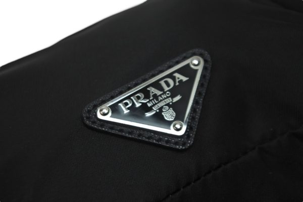 6 Prada Body Bag Logo Leather Black Silver