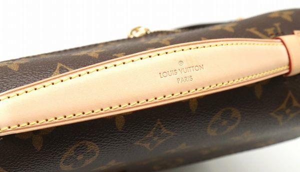 8 Louis Vuitton Monogram Pochette Metis Clutch Bag