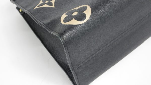 8 Louis Vuitton Onthego Bicolor MM Empreinte Leather Beige Black