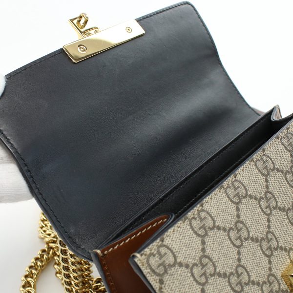 8 Gucci GG Shoulder Padlock Crossbody Shoulder Bag