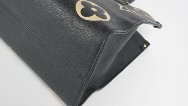 9 Louis Vuitton Onthego Bicolor MM Empreinte Leather Beige Black