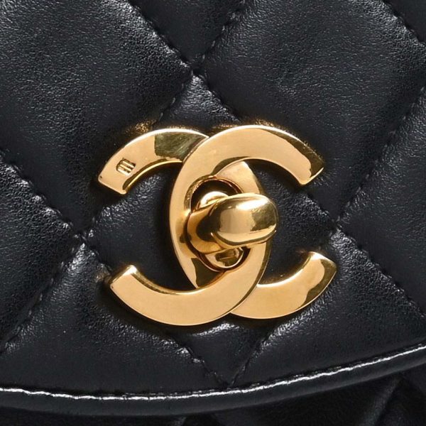 b5000590200003130 10 Chanel Lambskin Matelasse Coco Mark Turnlock Shoulder Bag Black