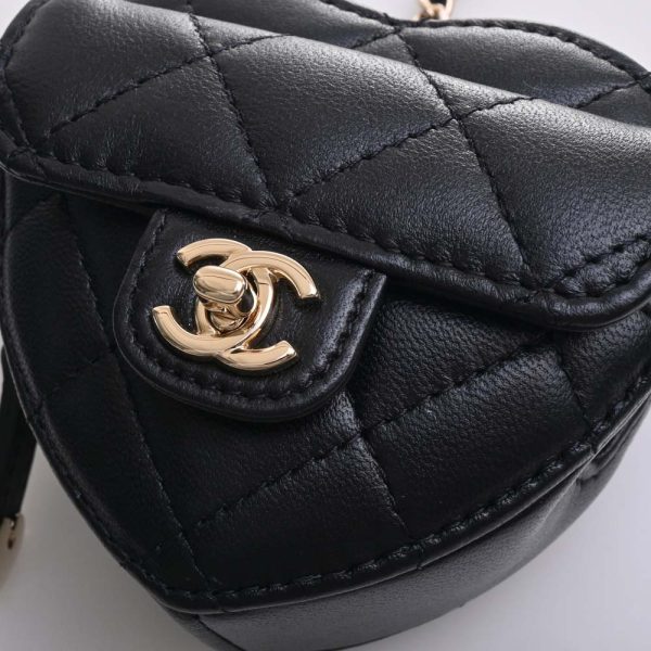 b5000590200003244 9 Chanel Lambskin Matelasse Heart Coco Mark Coin Case Chain Black