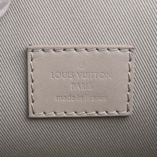 b5023559200004556 6 Louis Vuitton Aerogram Fastline Leather Wearable Wallet Shoulder Bag Green