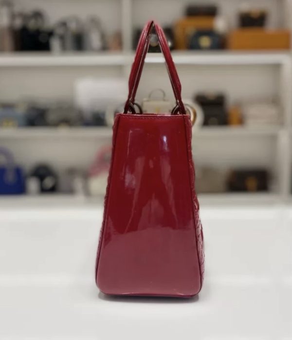 screenshot 69 Dior Red Cannage Patent Leather Medium Lady Dior Bag