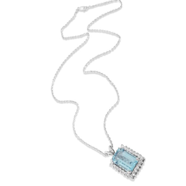 z133552 sv 1e8533e5 47eb 4257 baf9 88446d372f16 Diamond and Aquamarine Pendant Necklace in 14K White Gold