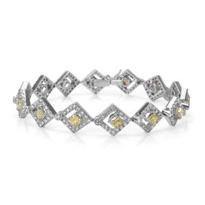 Luca Gems White Yellow Diamond Bracelet in 18k White Gold 545 CTW GUCCI Shoulder Tote Bag Leather Beige