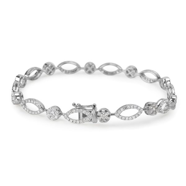 032463 bv b8952c58 fae4 4501 b8e6 5a75bbad8989 Cluster Floral Diamond Bracelet in 18K White Gold 269 CTW