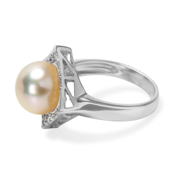 White Gold Ring Pearl Diamond Cocktail Ring in 18K White Gold 025 CTW