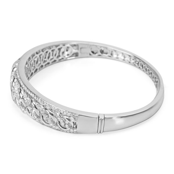 079604 sv 2b783299 c7ed 4cee ac11 c1303fe64017 18k White Gold Interlocking Circle Hinged Bangle 252 ctw