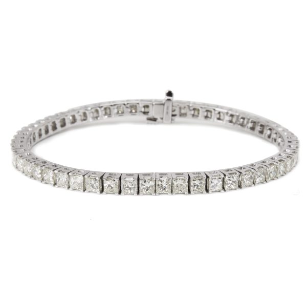 Princess Cut Diamond Tennis Bracelet in 14KT White Gold 877 ctw Princess Cut Diamond Tennis Bracelet in 14KT White Gold 877 ctw