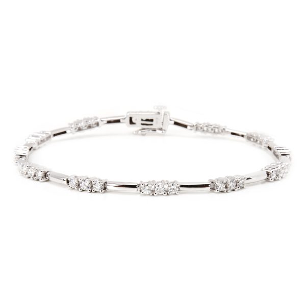 Diamond Fashion Bracelet in 18KT White Gold 150 ctw Diamond Fashion Bracelet in 18KT White Gold 150 ctw